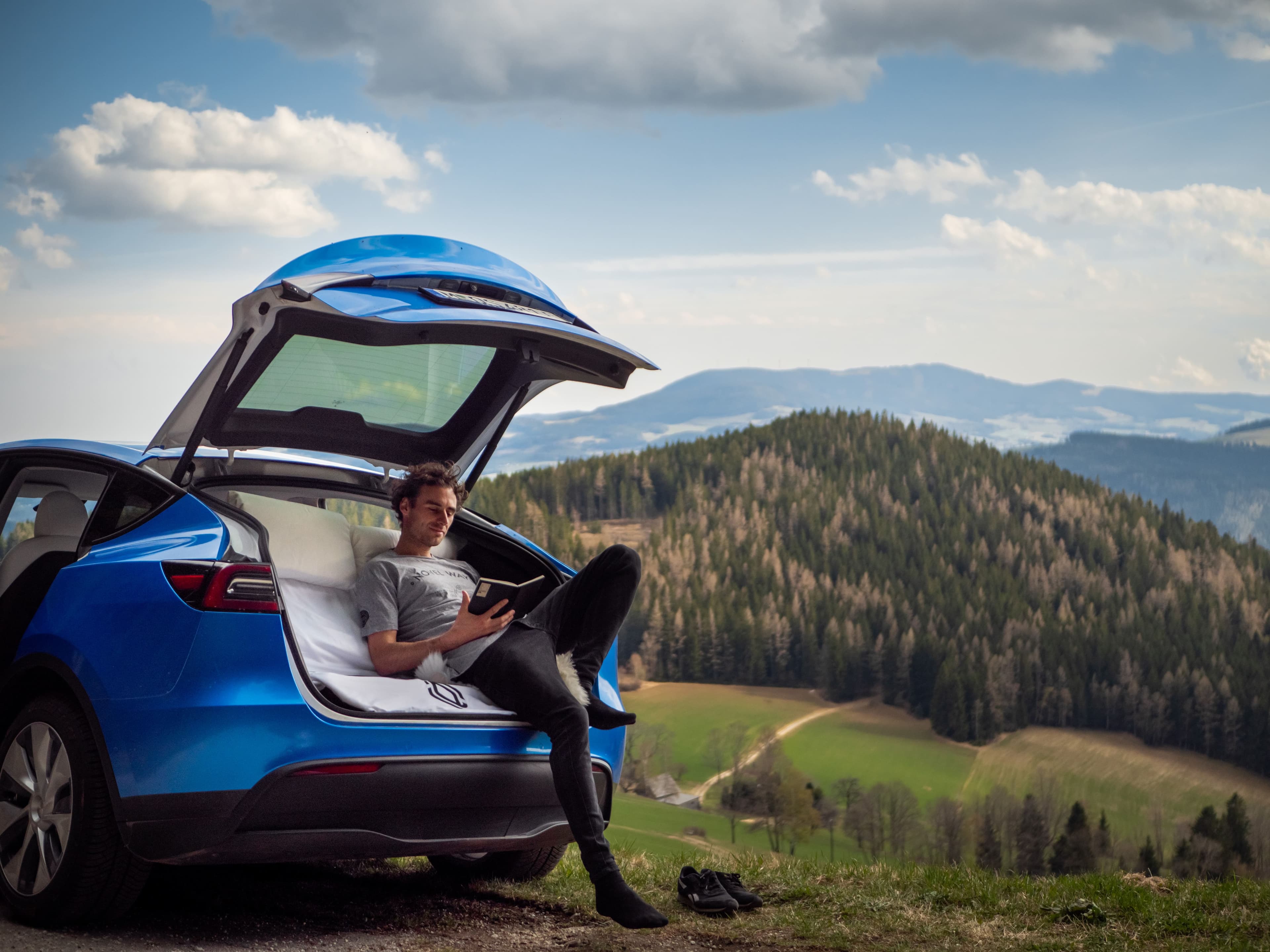 best tesla model x bed