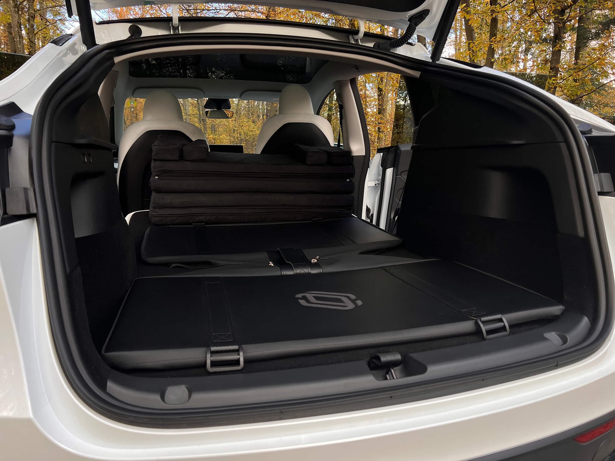Premium Tesla model Y bed DreamCase